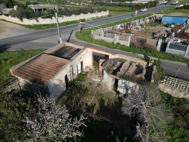 Casa di paese in vendita di 65 m² in Via Is Ammostus, 2