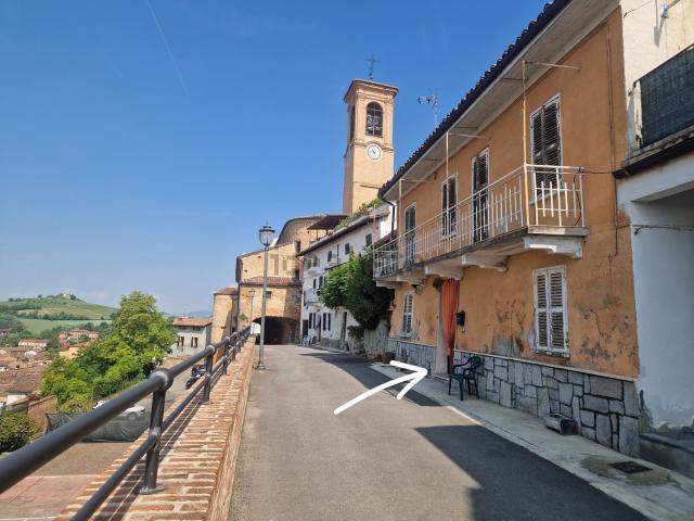 Casa di paese in vendita di 80 m² in Via Luigi Capitolo, 5
