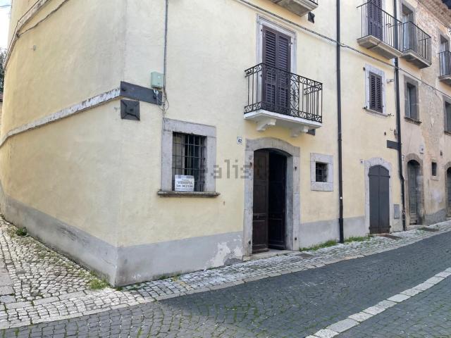 Casa di paese in vendita di 82 m² in Via Giuseppe de Amicis