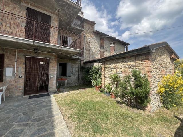 Casa di paese in vendita di 82 m² in Località Ferrari