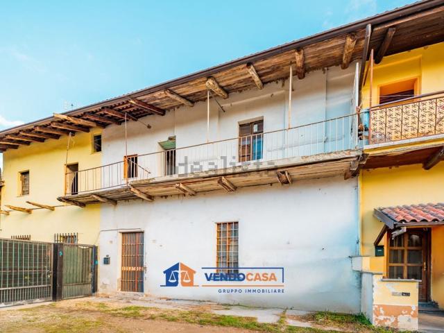Casa di paese in vendita di 88 m² in Via Roma, 7