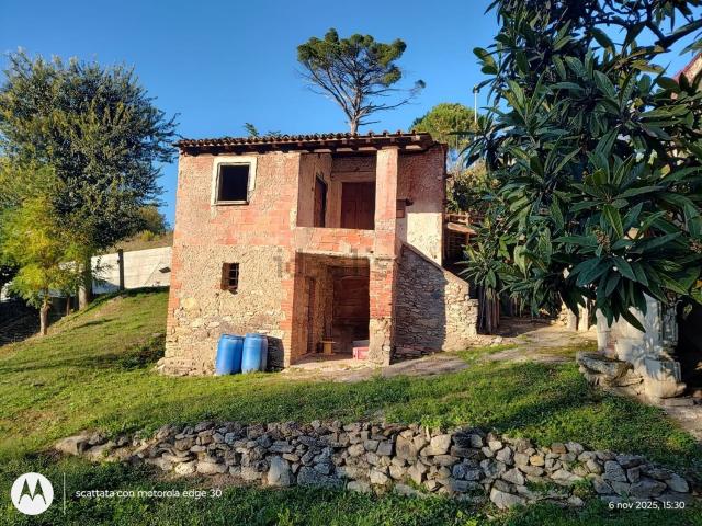 Casa di paese in vendita di 90 m² in Via Chivi San Benedetto