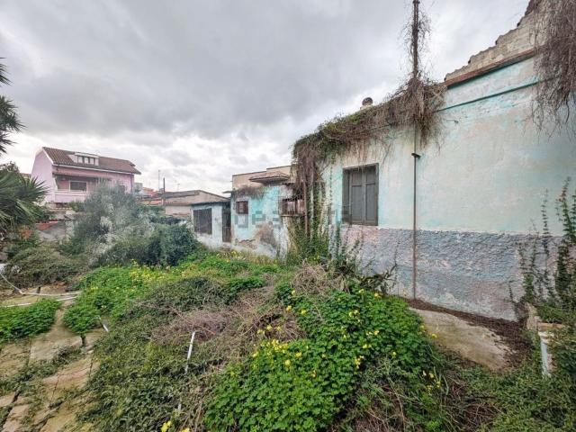 Casa di paese in vendita di 96 m² in Via G. Verdi