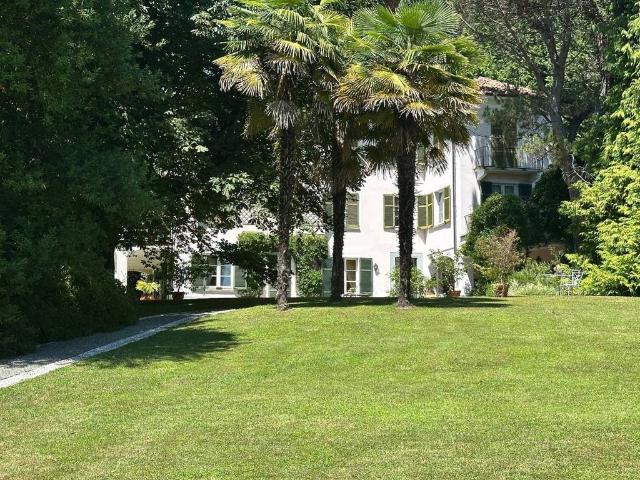 Casa di prestigio di 1055 mq in vendita Strada dell'Acqua, 58, Biella, Piemonte