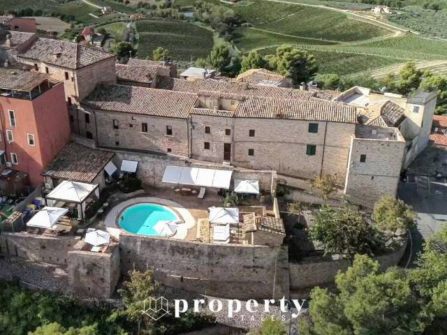 Casa di prestigio di 1172 mq in vendita Via Carlo Allegretti, 7, Monteprandone, Marche