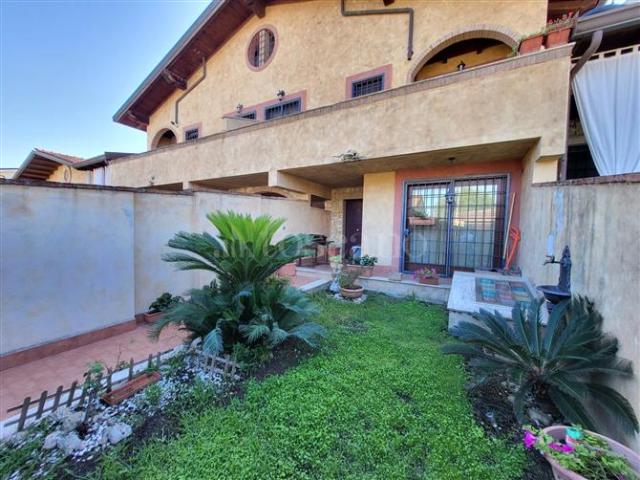 Casa di 150 mq a Infernetto Roma