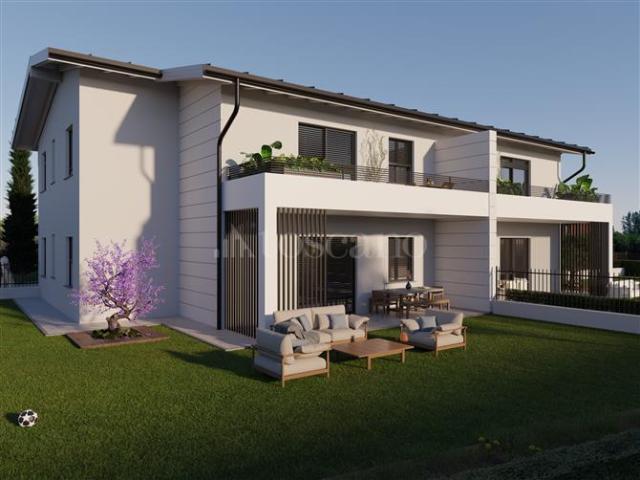 Casa di 100 mq a Albavilla