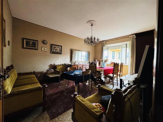 Casa di 110 mq a Appia Nuova Roma