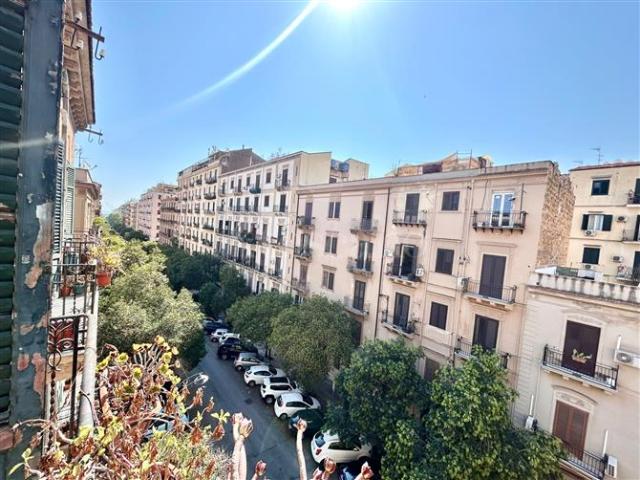 Casa di 117 mq a Libertà, Villabianca, De Gasperi, Croce Rossa, Sciuti, Politeama Palermo
