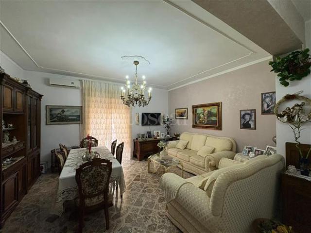 Casa di 120 mq a Tica, Zecchino, Bosco Minniti, Santa Panagia Siracusa