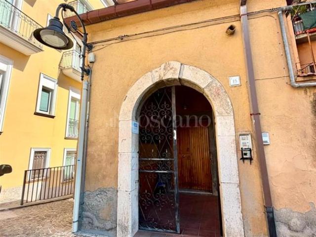 Casa di 135 mq a Emanuele II, C. Colombo, Morelli e Silvati Avellino