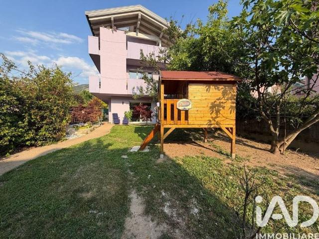 Casa di 240 mq in vendita Via San Marco, 6, Rovereto, Trentino Alto Adige