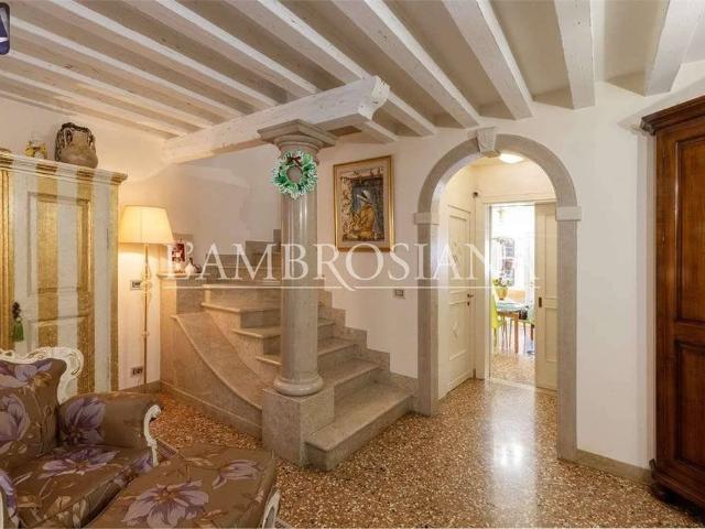 Casa di prestigio di 255 mq in vendita Padova, Veneto