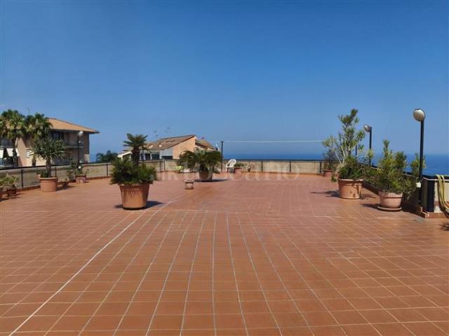 Casa di 260 mq a Vampolieri I Aci Catena