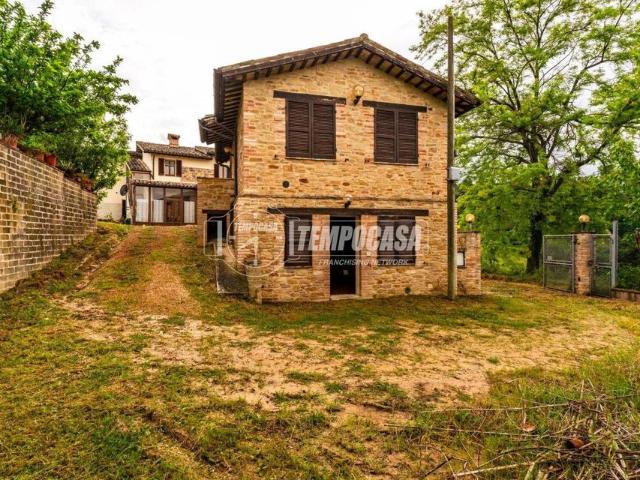 Casa di 360 mq in vendita Località Sassuglio, San Severino Marche, Macerata, Marche