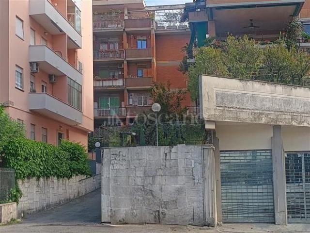Casa di 45 mq a Appia Pignatelli, Ardeatino, Montagnola Roma