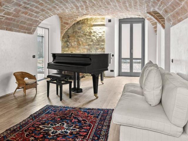 Casa di 421 mq in vendita Via Toschi, 1, Castellarano, Emilia Romagna