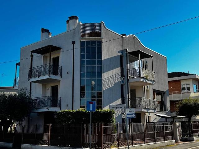 Prestigiosa casa di 569 mq in vendita Rimini, Italia