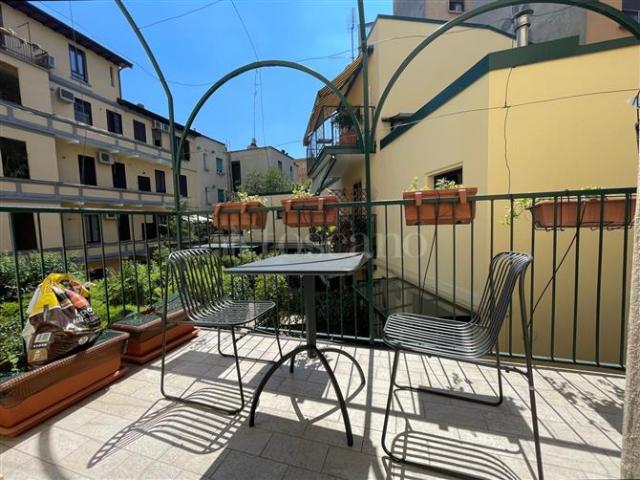 Casa di 56 mq a Solari, Washington Milano