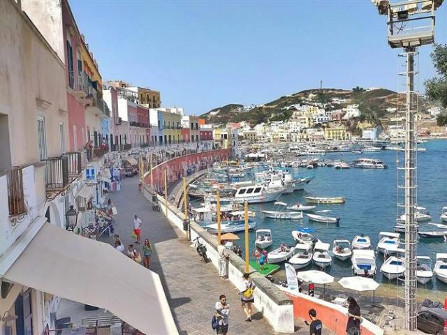 Casa di 60 mq a Centro Ponza
