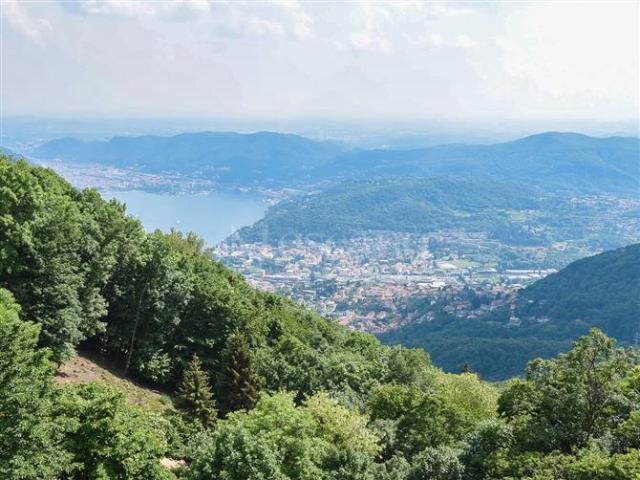 Casa di 75 mq a Cernobbio