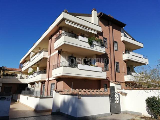 Casa di 70 mq a Infernetto Roma