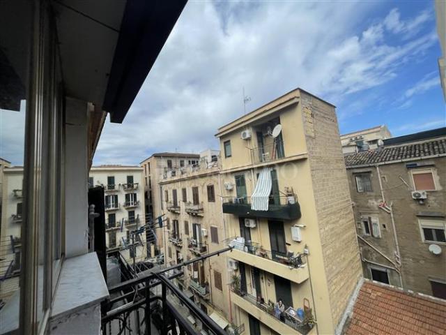 Casa di 72 mq a Dante, Tribunale Palermo