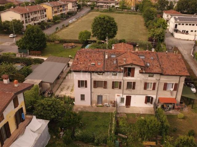 Casa di 73 mq a Piazza Gussago