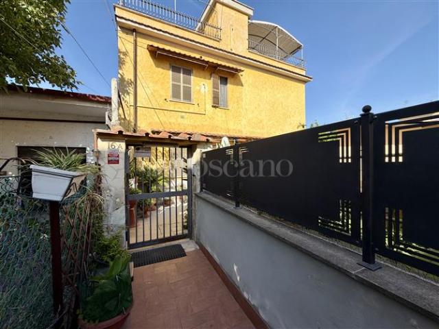 Casa di 84 mq a Anagnina, Romanina, Tor Vergata Roma