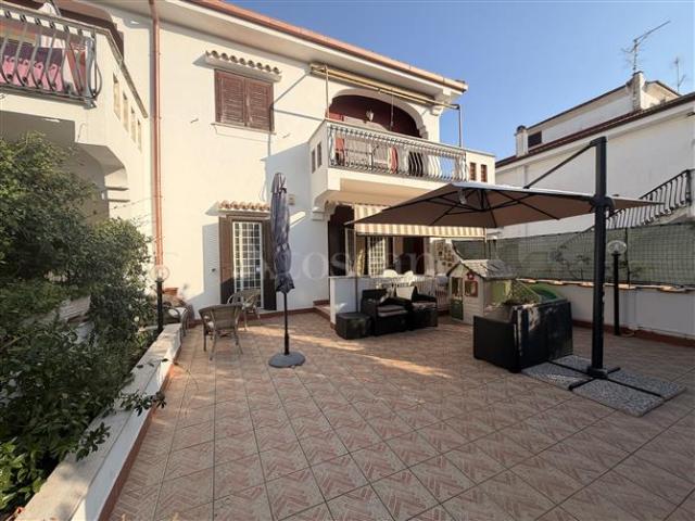 Casa di 80 mq a Tor San Lorenzo Lido Ardea