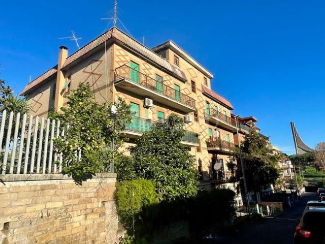 Casa di 95 mq a Casilina Fuori Gra, Torre Gaia, Torre Angela, Borghesiana Roma