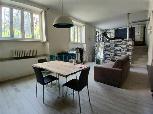 Casa di 90 mq a Solari, Washington Milano
