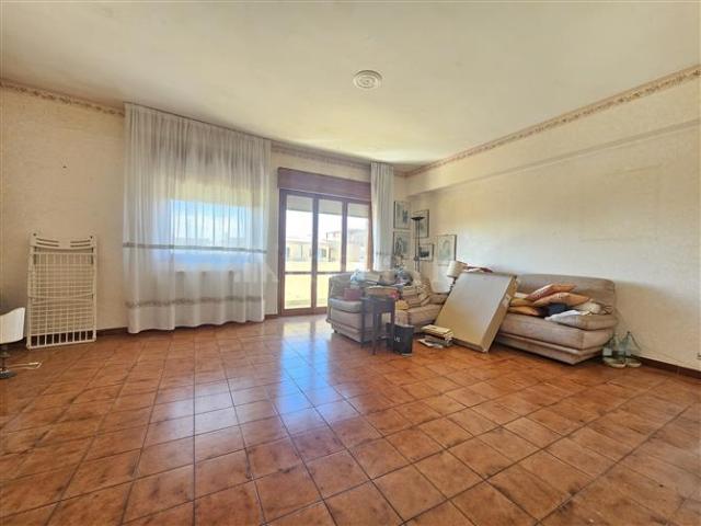 Casa di 90 mq a TORVAIANICA NORD Pomezia