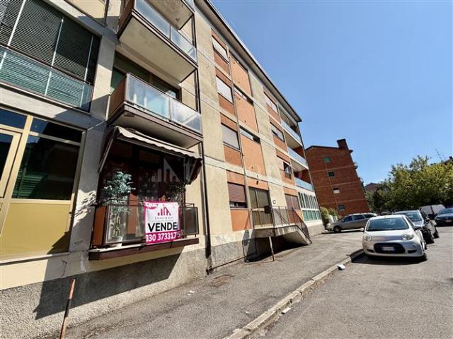 Casa di 92 mq a Urago Mella, Primo Maggio, Sant'Anna, Villaggio Badia Brescia