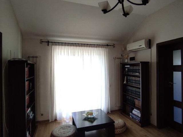 Casa Domnesti, str Putul Olteni, 5 camere, 160 mp utili