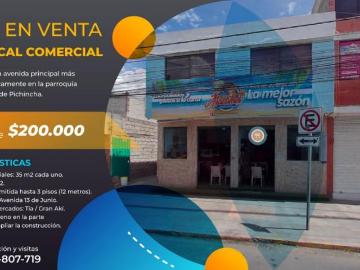 Casa dos pisos con locales comerciales sector Mitad del Mundo Casa en Venta en Quito San Antonio de Pichincha