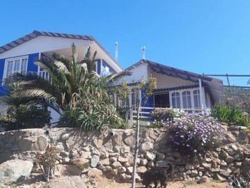 Casa dos plantas, 3Dor/2Baños, terreno 595 m2, Pan de Azucar