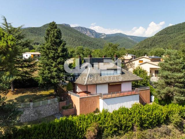 Casa exclusiva en venta en Vilada