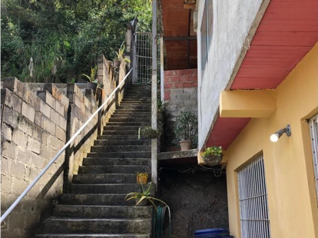 CASA EL AMARILLO SAN ANTONIO DE LOS ALTOS