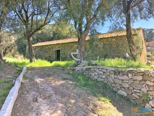 Casa em Pedra para recuperar, na Freguesia de Vilela, Arcos de Valdevez | 25053721091