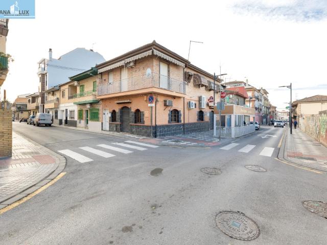 CASA EN MARACENA