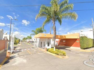 CASA EN NUEVO MEXICO A UN COSTADO DE TERRAZAS