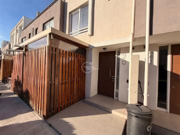 Casa en Av. El Rosal, Cordilerra de la Costa