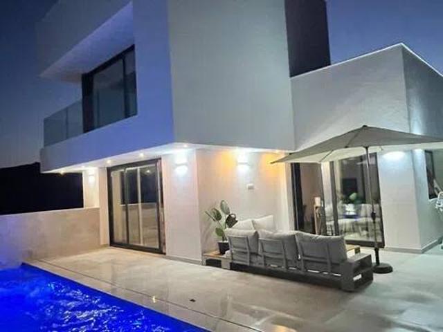Casa en Alquiler en Manilva