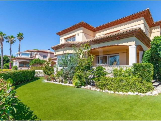 Casa en Alquiler en Mont roig del Camp