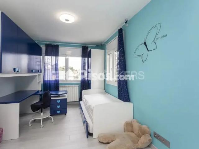 Casa en alquiler en Montmar