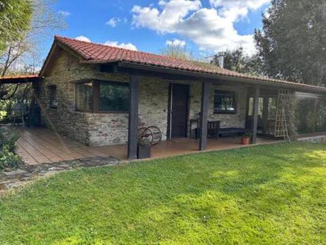 Casa en Alquiler en Oleiros