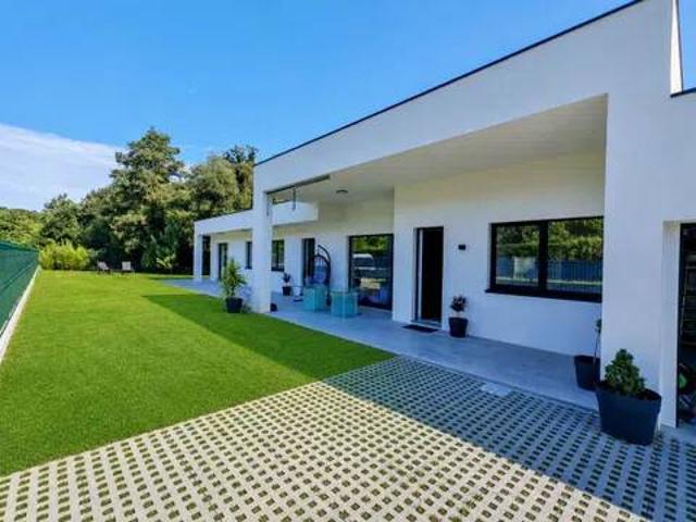 Casa en Alquiler en Oleiros
