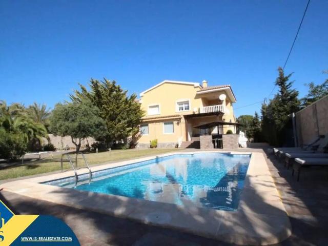 Casa en Alquiler en Orihuela
