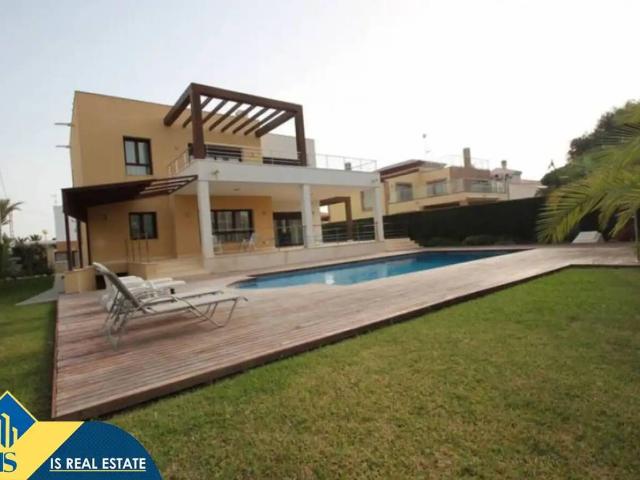 Casa en Alquiler en Orihuela